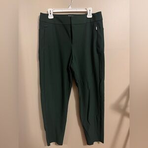 Athleta Women's Dark Green Cropped Pants